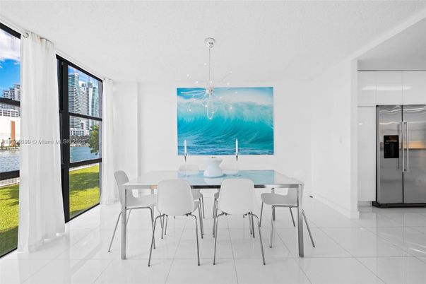 Dining room, Interior, Kitchen, Pendant Lights, Stainless Steel Appliances, Water