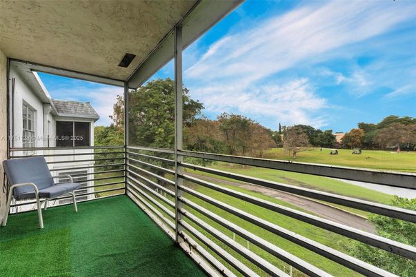 Exterior, Sun Room