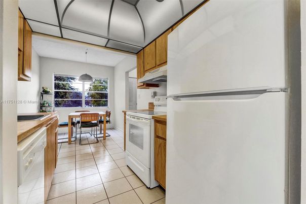 Dining room, Interior, Kitchen, Pendant Lights