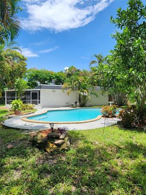 Backyard, Exterior, Pool