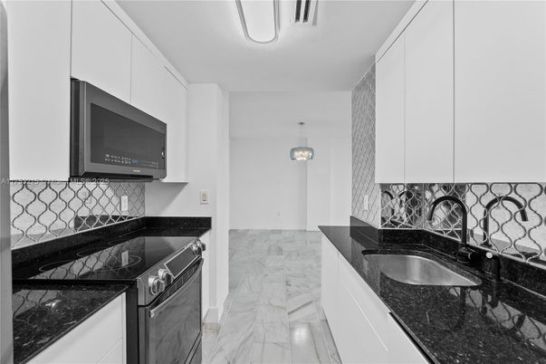 Interior, Kitchen, Marble, Pendant Lights