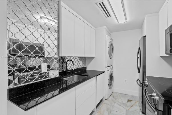 Interior, Kitchen, Washer