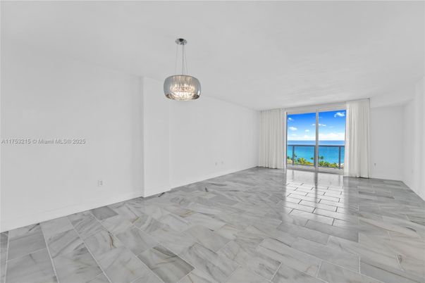 Empty room, Interior, Marble, Pendant Lights, Water