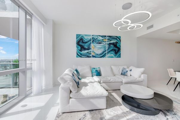 Interior, Living room, Pendant Lights, Water
