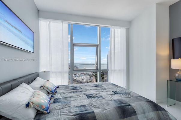 Bedroom, Interior, Water