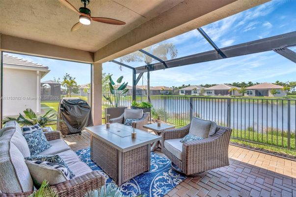Glass Ceilings, Interior, Sun Room, Water