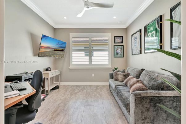 Home Office, Interior, Recessed Lighting, Wood Texture Flooring