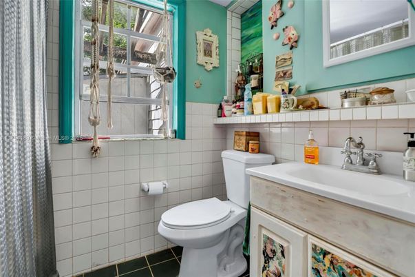 Bathroom, Interior