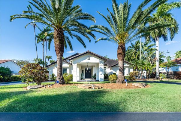 Backyard, Exterior, Facade, Spanish Mediterranean