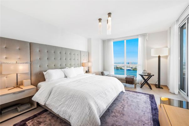 Bedroom, Interior, Water