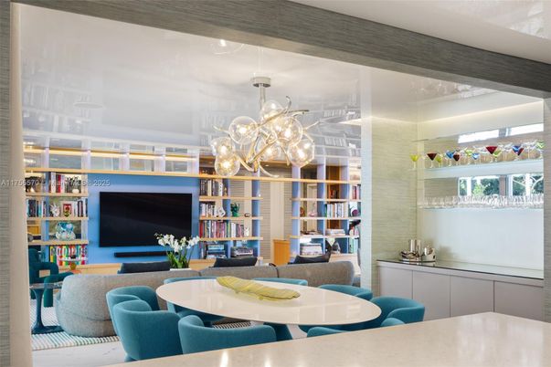 Dining room, Interior, Living room, Pendant Lights