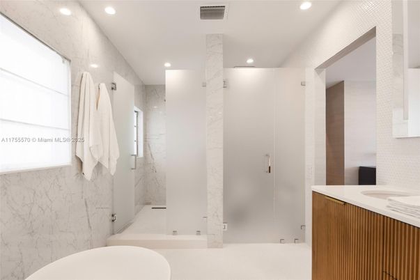 Bathroom, Interior, Marble Walls, Recessed Lighting
