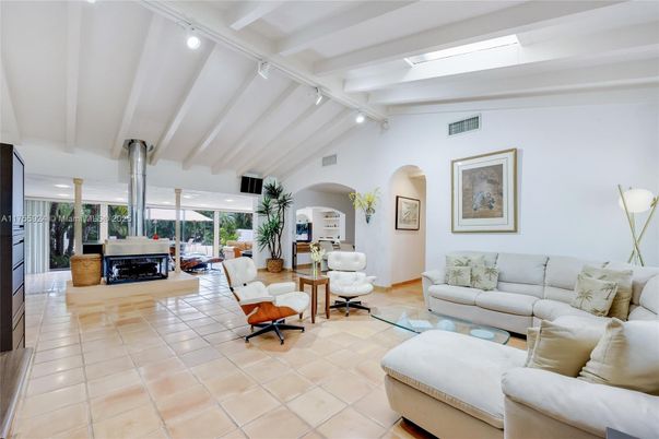 Fireplace, Interior, Living room