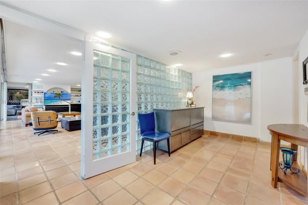Interior, Recessed Lighting