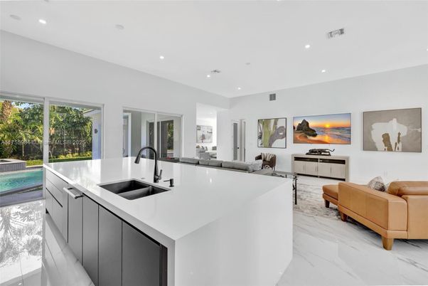 Interior, Kitchen, Living room, Marble, Recessed Lighting