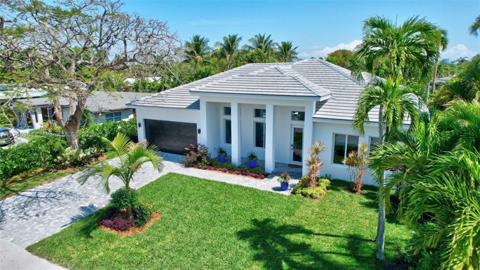 Attached, Backyard, Exterior, Facade, Ranch