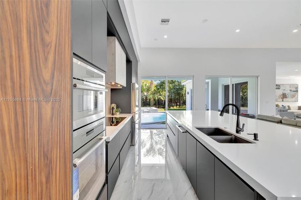 Interior, Kitchen, Marble, Recessed Lighting