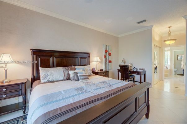 Bedroom, Interior, Pendant Lights