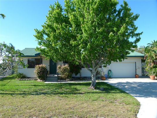 Attached, Backyard, Exterior, Facade, Ranch