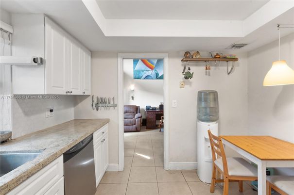 Dining room, Interior, Kitchen, Pendant Lights