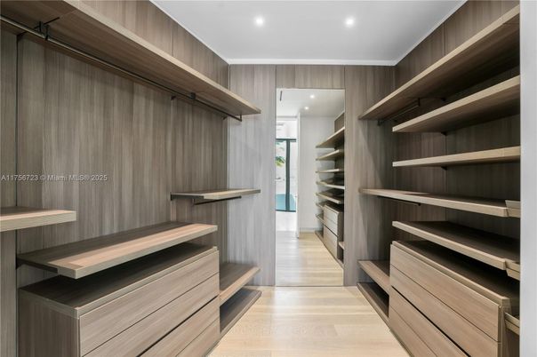 Interior, Recessed Lighting, Walk-in Closets, Wood Texture Flooring