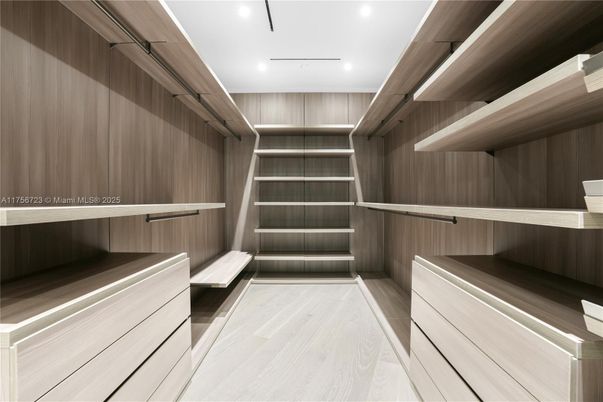 Interior, Recessed Lighting, Walk-in Closets, Wood Texture Flooring