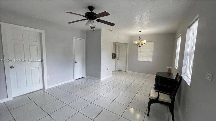 Chandelier, Empty room, Interior
