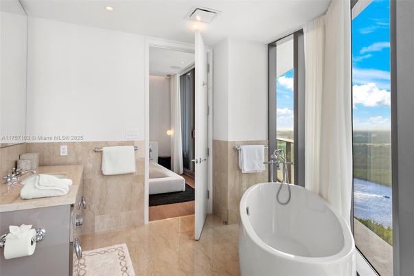 Bathroom, Free Standing Baths, Interior, Recessed Lighting