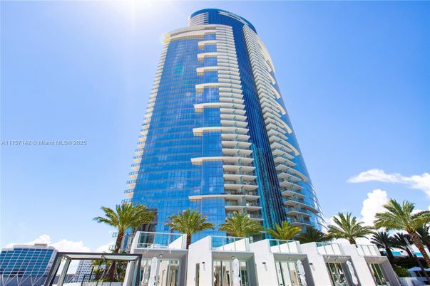 Exterior, Facade, Condo Building