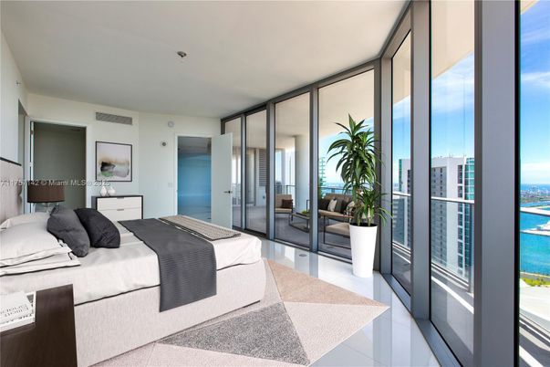 Bedroom, Interior, Water