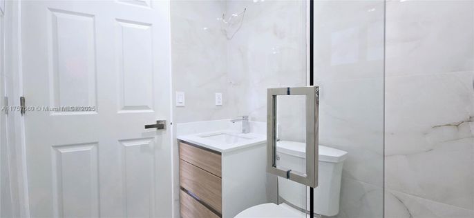 Bathroom, Interior, Marble Walls