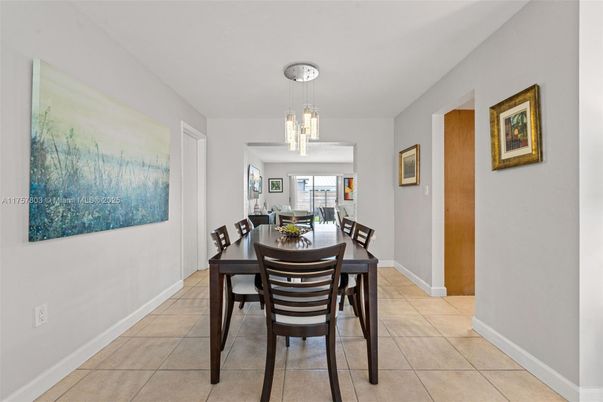 Dining room, Interior, Pendant Lights