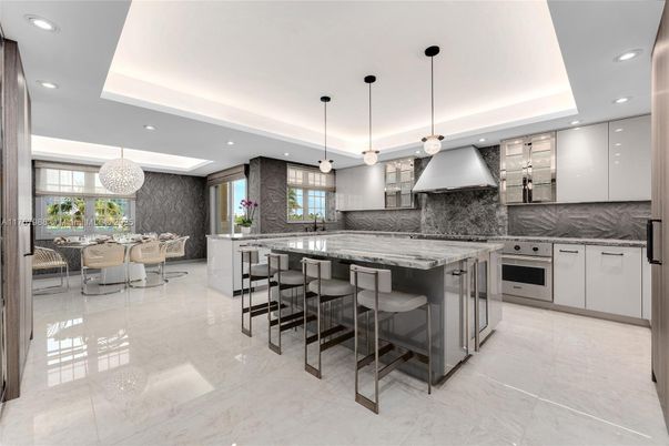 Dining room, Interior, Kitchen, Marble, Pendant Lights, Recessed Lighting, Stainless Steel Appliances
