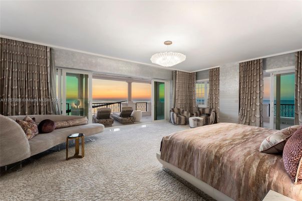 Bedroom, Interior, Water