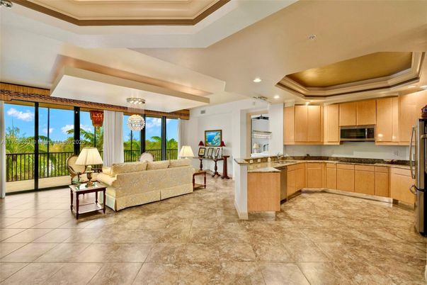 Chandelier, Interior, Kitchen, Living room, Recessed Lighting