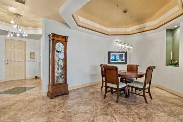 Chandelier, Dining room, Interior, Pendant Lights