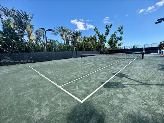 Exterior, Tennis Courts