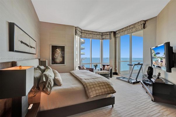Bedroom, Interior, Water, Wood Texture Flooring