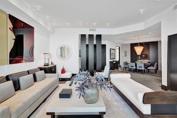 Dining room, Interior, Living room, Pendant Lights, Recessed Lighting