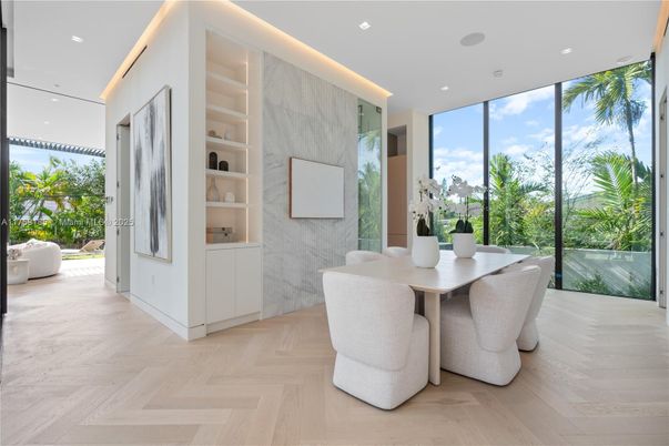 Dining room, Interior, Recessed Lighting, Wood Texture Flooring