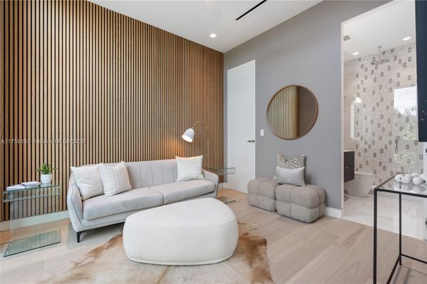 Interior, Living room, Pendant Lights, Recessed Lighting, Wood Texture Flooring