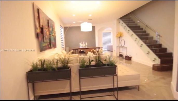Dining room, Interior, Pendant Lights, Recessed Lighting