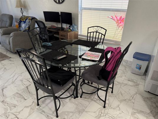 Dining room, Interior, Marble