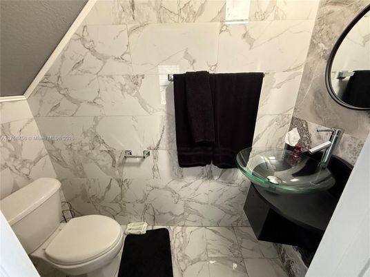 Bathroom, Interior, Marble, Marble Walls