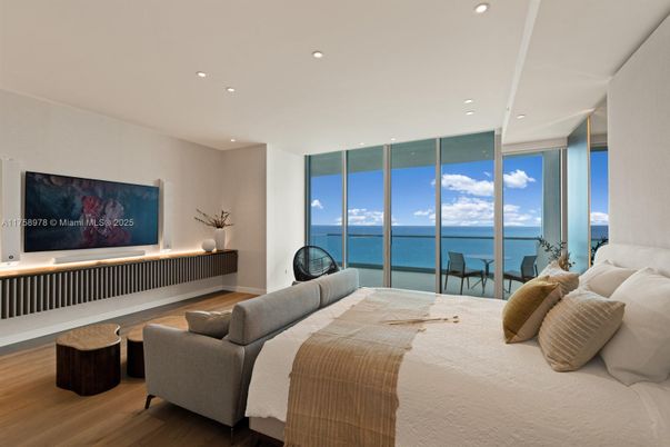 Bedroom, Interior, Recessed Lighting, Water, Wood Texture Flooring