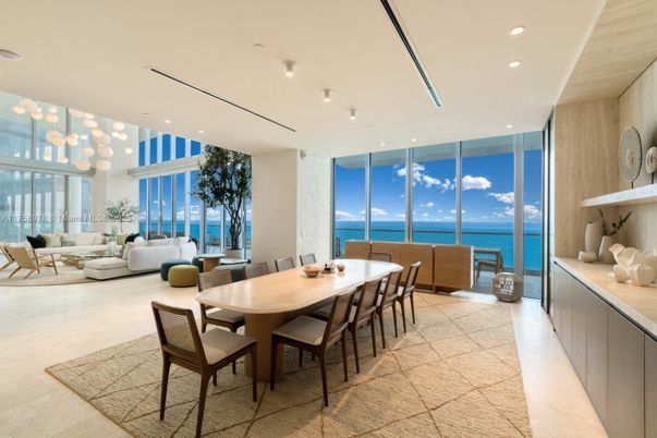Dining room, Interior, Living room, Pendant Lights, Recessed Lighting, Water