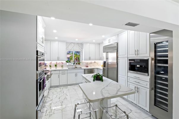 Dining room, Interior, Kitchen, Marble, Recessed Lighting, Stainless Steel Appliances