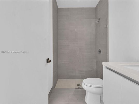 Bathroom, Dual Sink Vanities, Free Standing Baths, Interior