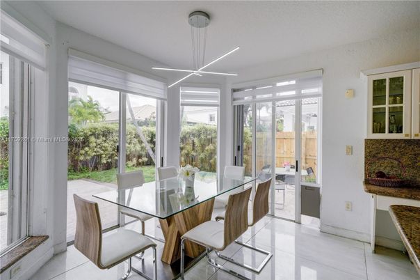 Dining room, Interior, Sun Room