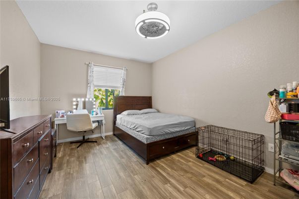 Bedroom, Home Office, Interior, Wood Texture Flooring